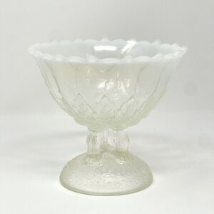 Vintage Antique 1906 EAPG Northwood Hilltop Vines Opalescent Glass Round Compote